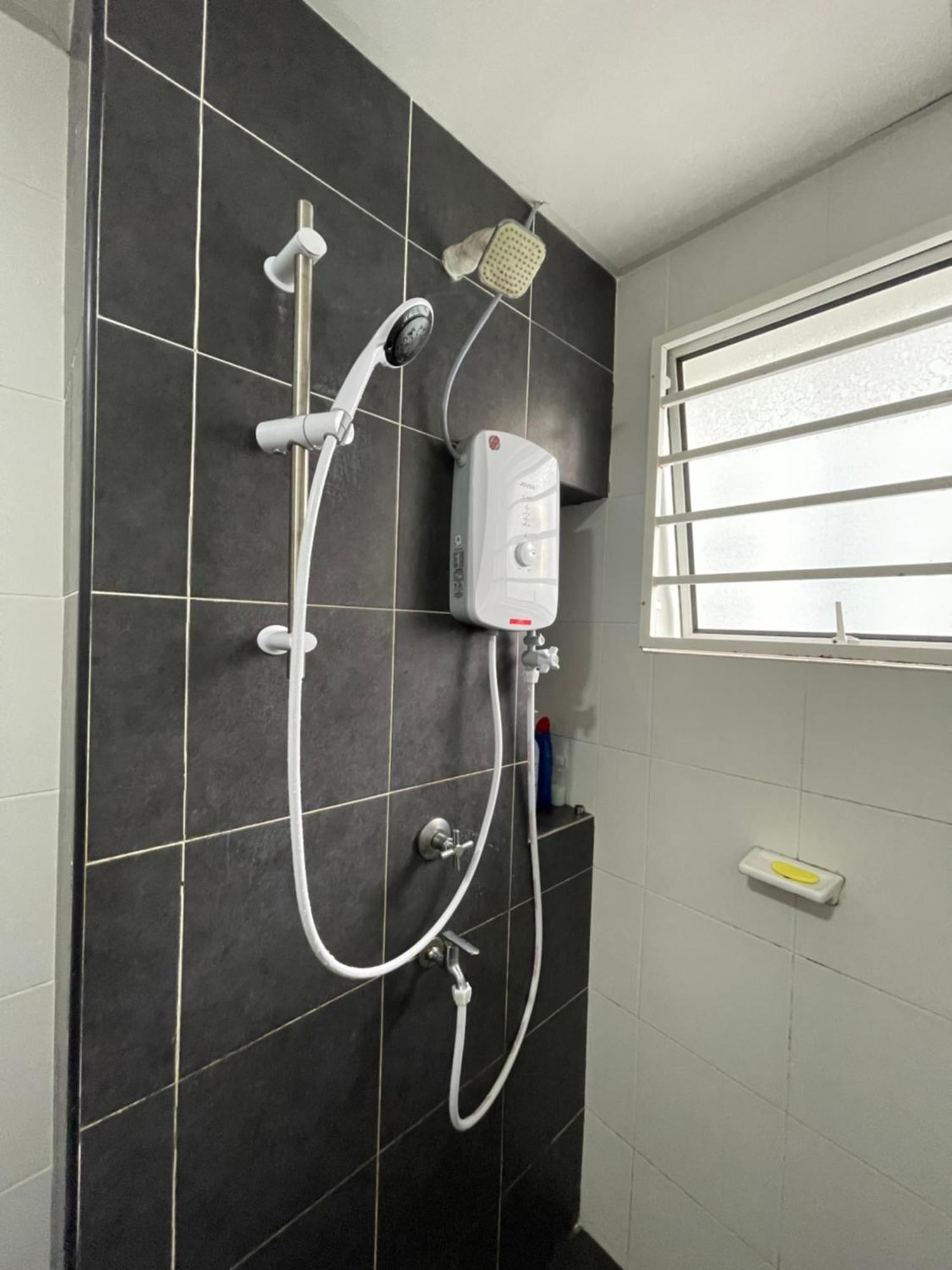 Homestay פוטראג'איה מראה חיצוני תמונה